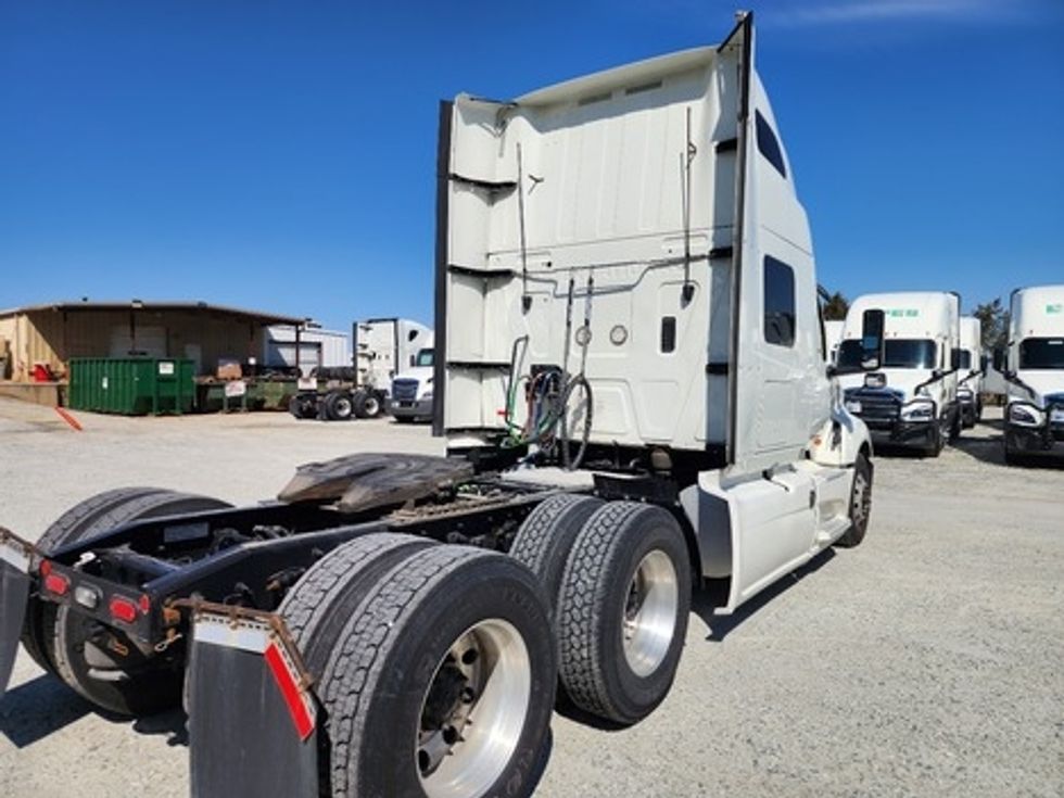 Sleeper Tractor-Heavy Duty Tractors-International-2020-LT625-Greensboro-NC-394,589\n\t\tmiles-$ 56,000 - Image 5