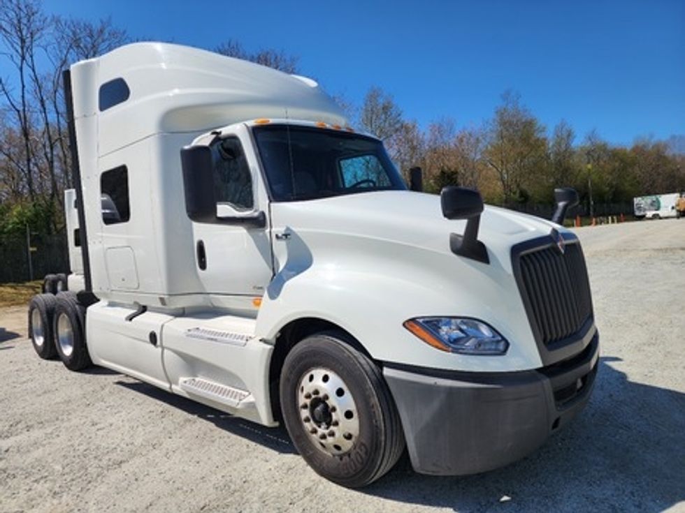 Sleeper Tractor-Heavy Duty Tractors-International-2020-LT625-Greensboro-NC-394,589\n\t\tmiles-$ 56,000 - Image 7