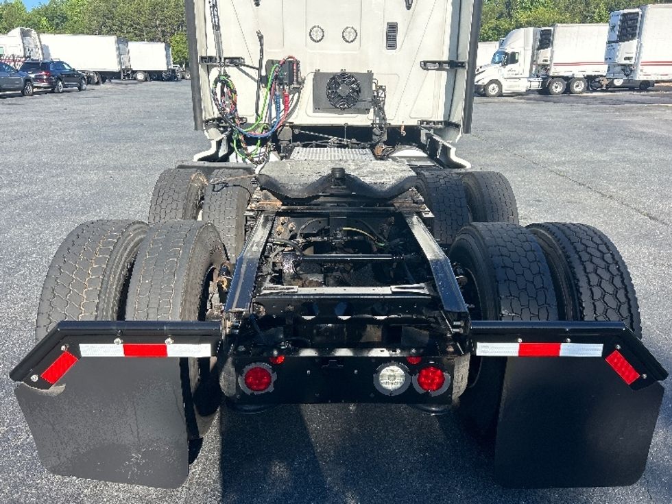 Sleeper Tractor-Heavy Duty Tractors-International-2020-LT625-Greensboro-NC-411,724\n\t\tmiles-$ 53,500 - Image 6