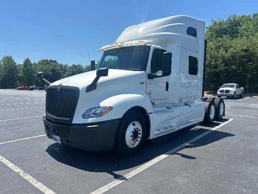 Sleeper Tractor-Heavy Duty Tractors-International-2020-LT625-Greensboro-NC-412,802\n\t\tmiles-$ 51,000 - Image 3