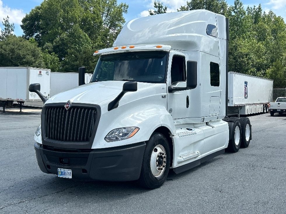 Sleeper Tractor-Heavy Duty Tractors-International-2020-LT625-Greensboro-NC-416,188\n\t\tmiles-$ 55,250 - Image 3