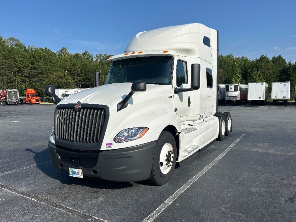 Sleeper Tractor-Heavy Duty Tractors-International-2020-LT625-Greensboro-NC-420,000\n\t\tmiles-$ 58,250 - Image 3