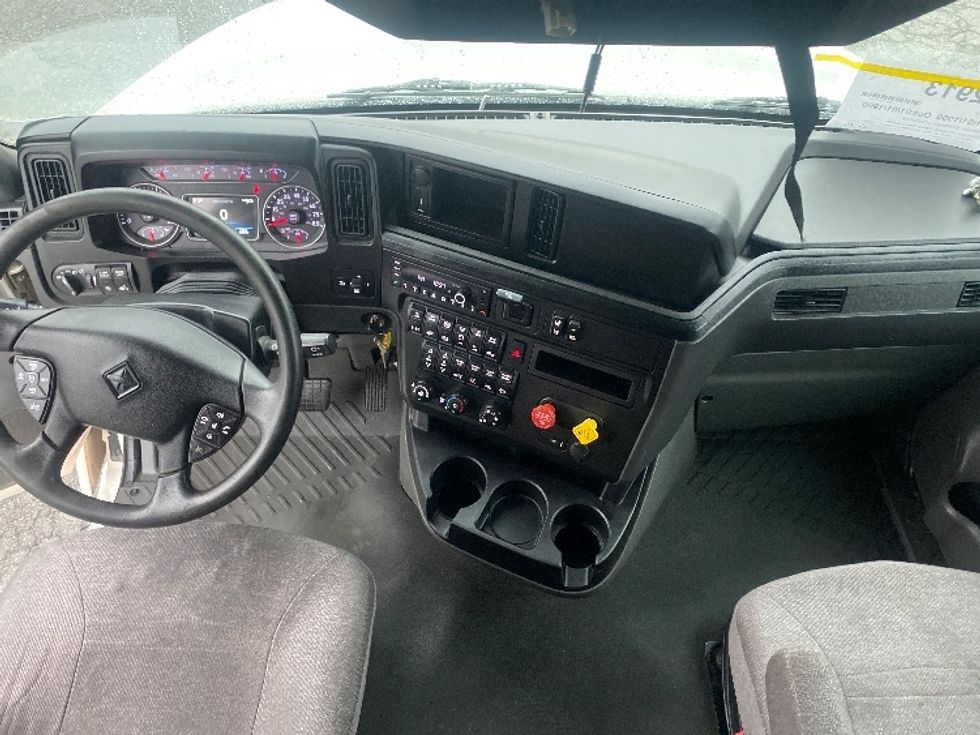 Sleeper Tractor-Heavy Duty Tractors-International-2020-LT625-Greensboro-NC-427,906\n\t\tmiles-$ 50,000 - Image 12