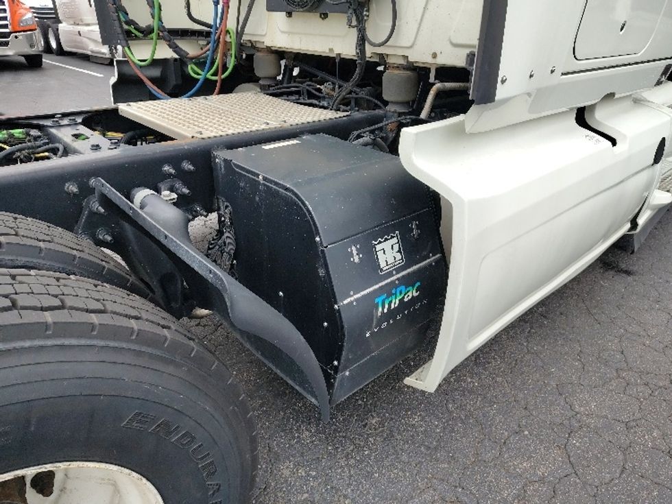 Sleeper Tractor-Heavy Duty Tractors-International-2020-LT625-Greensboro-NC-441,547\n\t\tmiles-$ 56,750 - Image 22