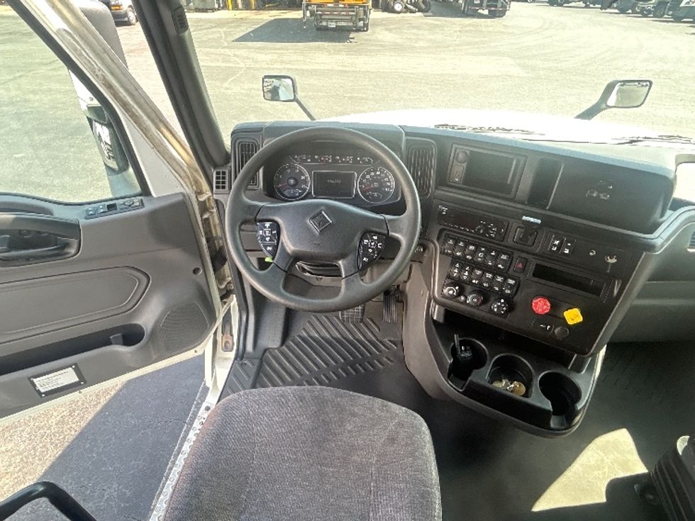 Sleeper Tractor-Heavy Duty Tractors-International-2020-LT625-Greensboro-NC-446,252\n\t\tmiles-$ 54,000 - Image 11