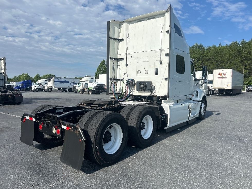 Sleeper Tractor-Heavy Duty Tractors-International-2020-LT625-Greensboro-NC-447,530\n\t\tmiles-$ 53,500 - Image 7