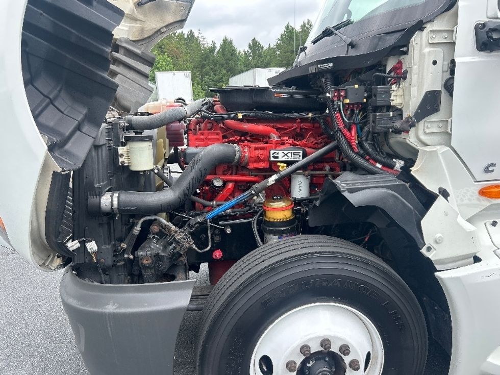 Sleeper Tractor-Heavy Duty Tractors-International-2020-LT625-Greensboro-NC-450,532\n\t\tmiles-$ 53,250 - Image 21