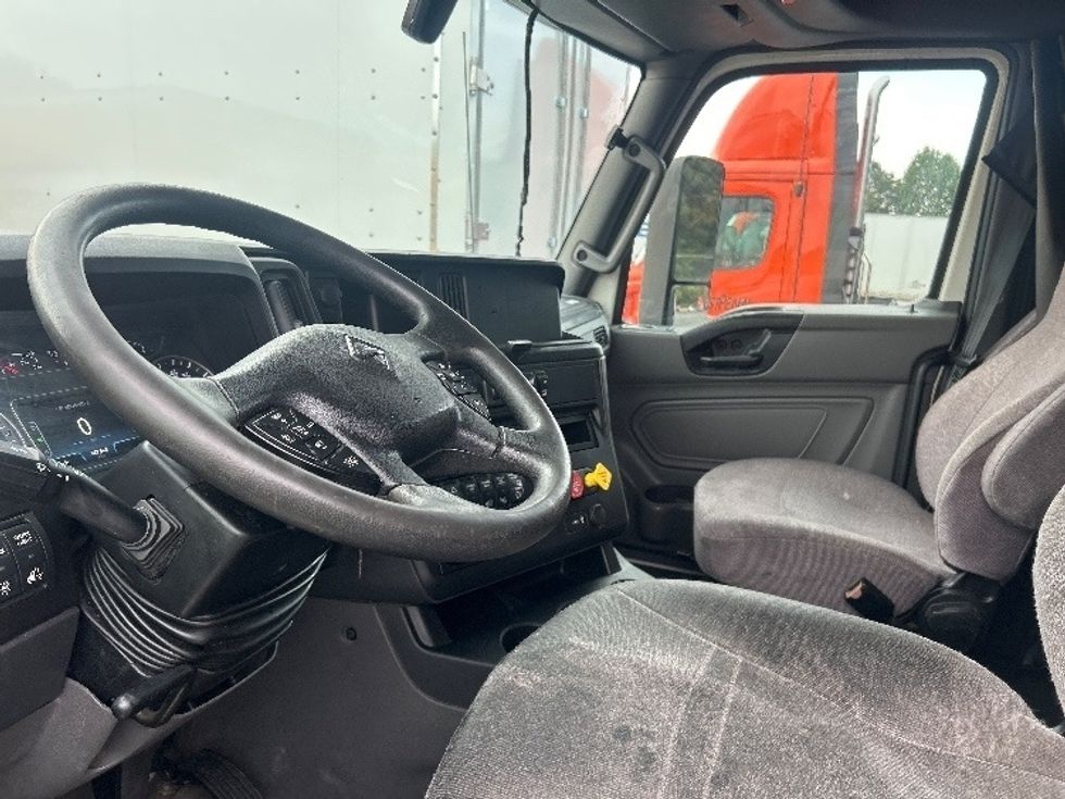 Sleeper Tractor-Heavy Duty Tractors-International-2020-LT625-Greensboro-NC-452,888\n\t\tmiles-$ 56,750 - Image 10