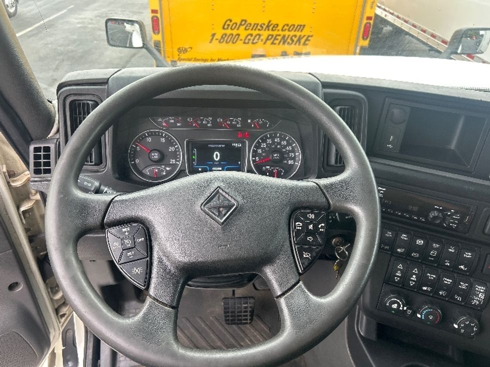 Sleeper Tractor-Heavy Duty Tractors-International-2020-LT625-Greensboro-NC-452,888\n\t\tmiles-$ 56,750 - Image 11