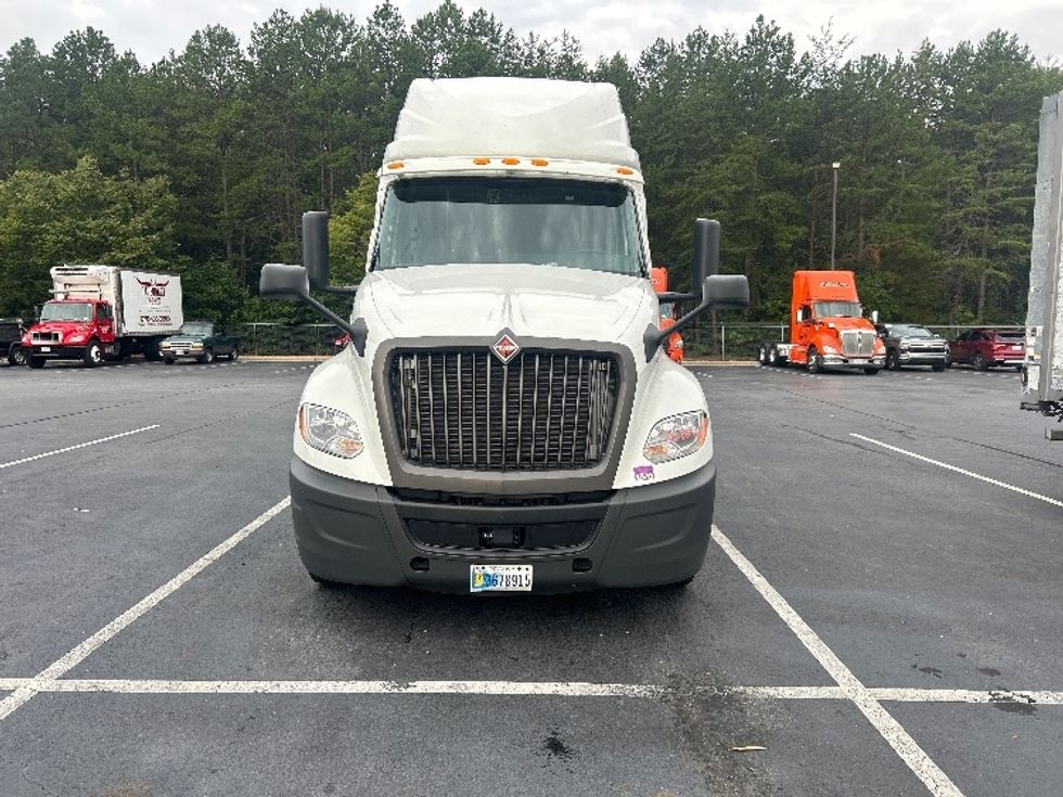 Sleeper Tractor-Heavy Duty Tractors-International-2020-LT625-Greensboro-NC-452,888\n\t\tmiles-$ 56,750 - Image 2