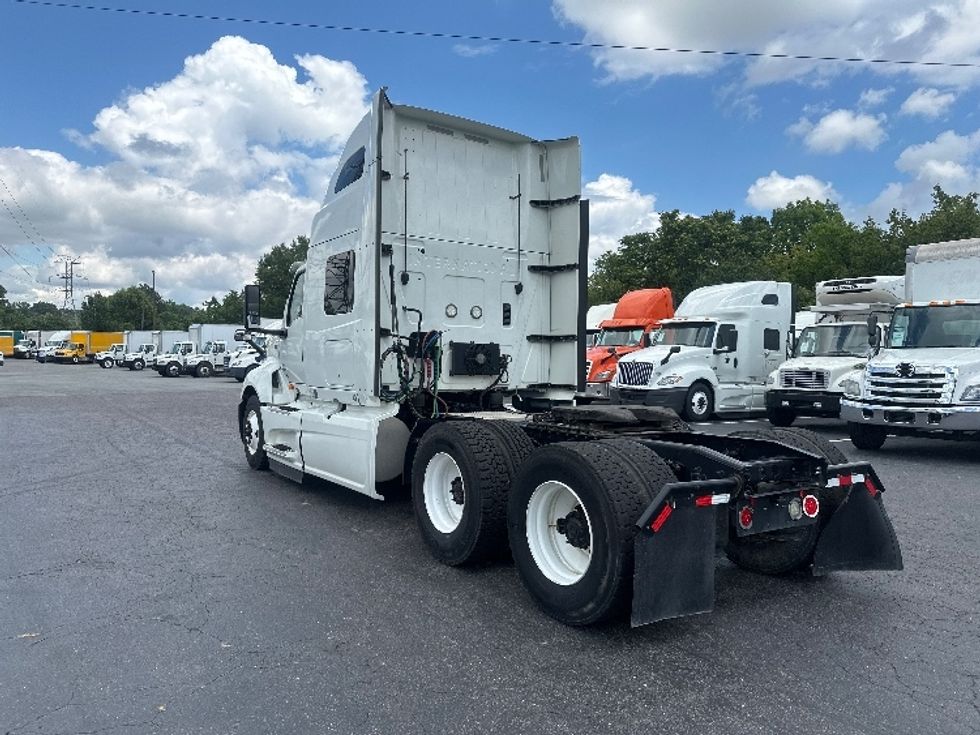 Sleeper Tractor-Heavy Duty Tractors-International-2020-LT625-Greensboro-NC-459,863\n\t\tmiles-$ 53,750 - Image 5