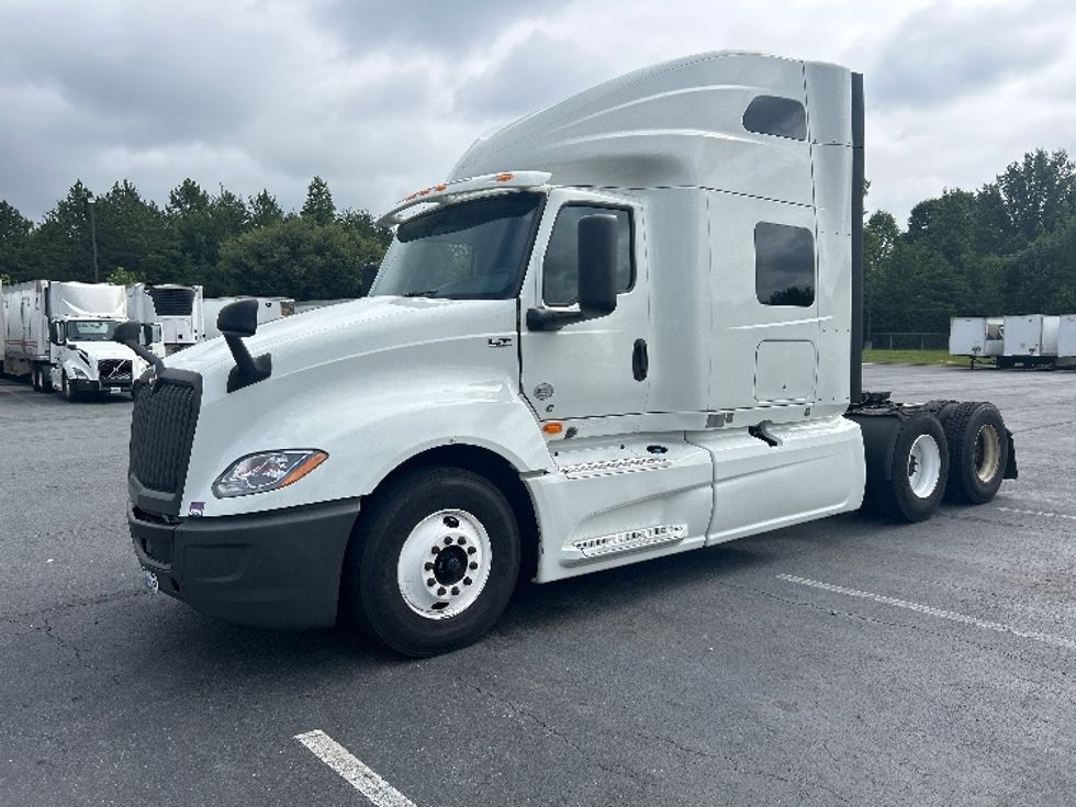 Sleeper Tractor-Heavy Duty Tractors-International-2020-LT625-Greensboro-NC-470,130\n\t\tmiles-$ 52,250 - Image 3