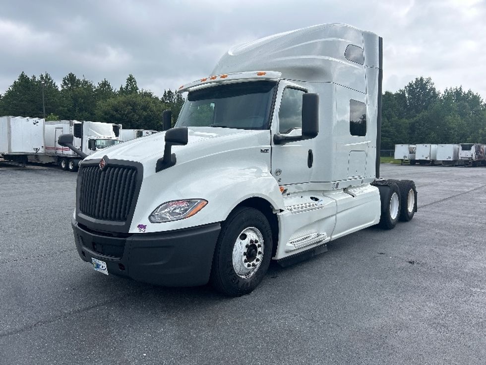 Sleeper Tractor-Heavy Duty Tractors-International-2020-LT625-Greensboro-NC-472,452\n\t\tmiles-$ 52,250 - Image 3