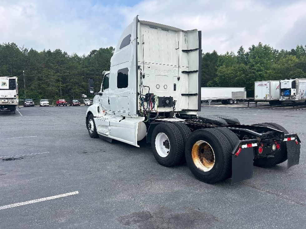 Sleeper Tractor-Heavy Duty Tractors-International-2020-LT625-Greensboro-NC-472,452\n\t\tmiles-$ 52,250 - Image 5