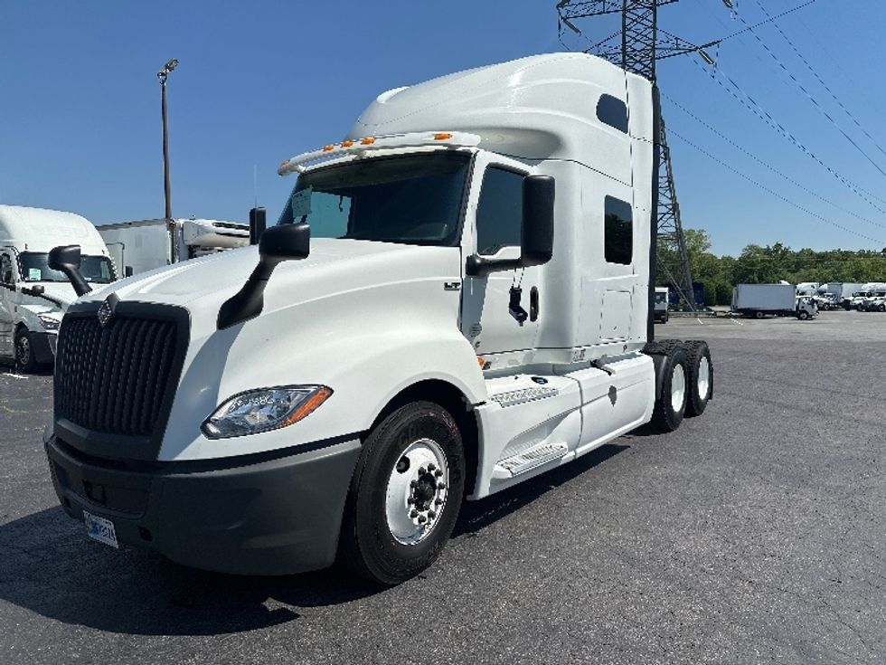 Sleeper Tractor-Heavy Duty Tractors-International-2020-LT625-Greensboro-NC-482,565\n\t\tmiles-$ 48,500 - Image 3