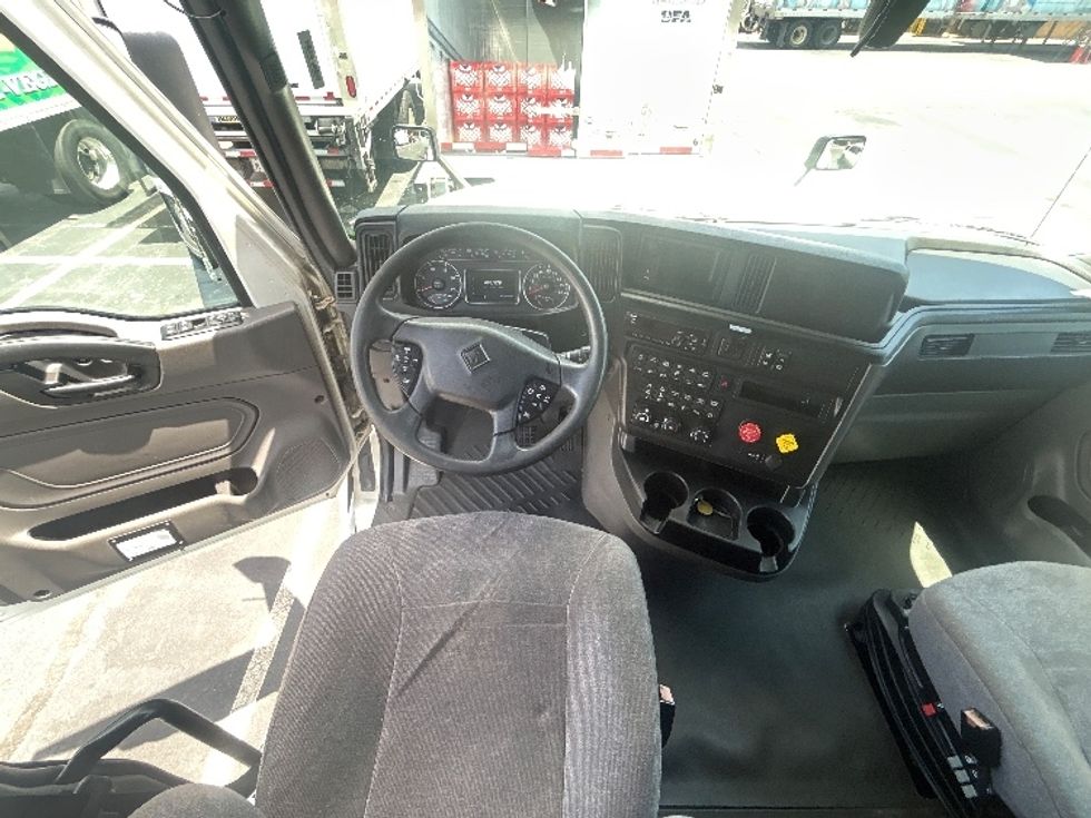 Sleeper Tractor-Heavy Duty Tractors-International-2020-LT625-Greensboro-NC-483,616\n\t\tmiles-$ 51,500 - Image 10