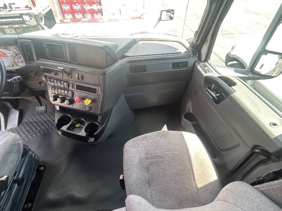 Sleeper Tractor-Heavy Duty Tractors-International-2020-LT625-Greensboro-NC-483,616\n\t\tmiles-$ 51,500 - Image 13