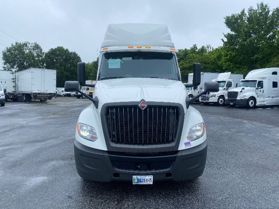 Sleeper Tractor-Heavy Duty Tractors-International-2020-LT625-Greensboro-NC-487,741\n\t\tmiles-$ 46,500 - Image 2