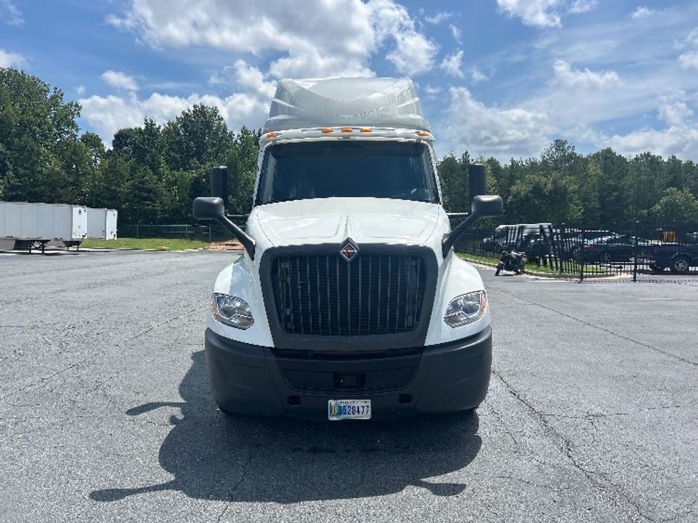 Sleeper Tractor-Heavy Duty Tractors-International-2020-LT625-Greensboro-NC-488,909\n\t\tmiles-$ 51,500 - Image 2
