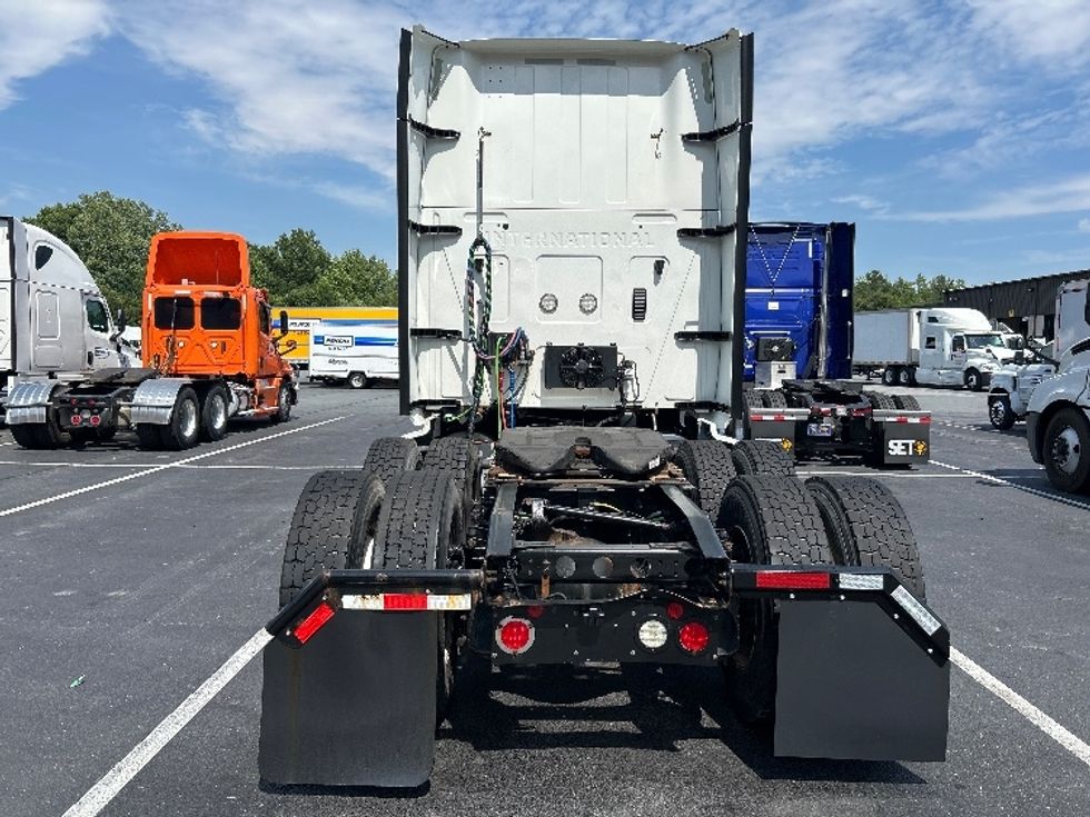 Sleeper Tractor-Heavy Duty Tractors-International-2020-LT625-Greensboro-NC-490,255\n\t\tmiles-$ 49,000 - Image 6
