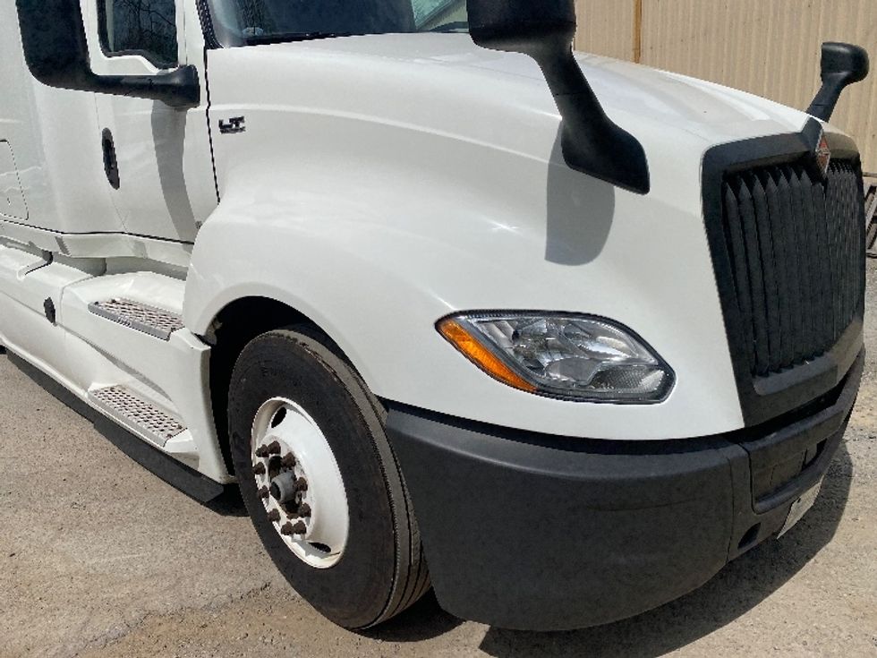 Sleeper Tractor-Heavy Duty Tractors-International-2020-LT625-Greensboro-NC-498,065\n\t\tmiles-$ 44,000 - Image 25