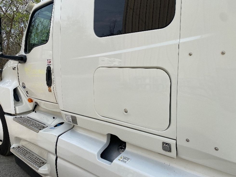 Sleeper Tractor-Heavy Duty Tractors-International-2020-LT625-Greensboro-NC-498,065\n\t\tmiles-$ 44,000 - Image 26