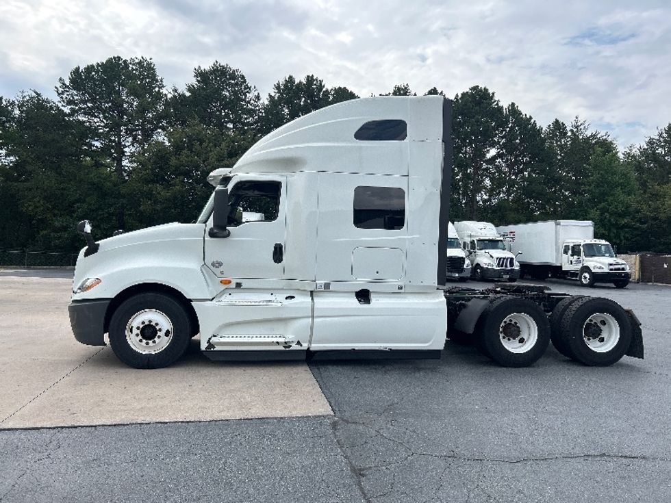 Sleeper Tractor-Heavy Duty Tractors-International-2020-LT625-Greensboro-NC-500,070\n\t\tmiles-$ 52,750 - Image 4