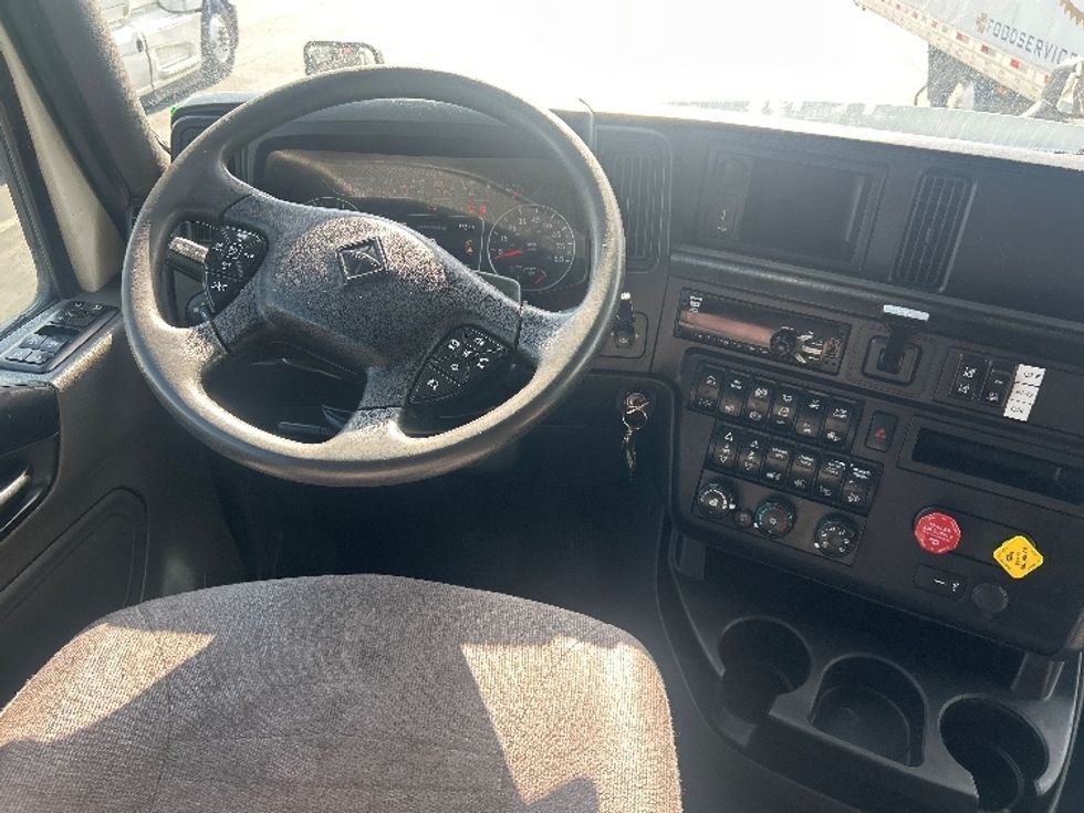 Sleeper Tractor-Heavy Duty Tractors-International-2020-LT625-Greensboro-NC-519,191\n\t\tmiles-$ 50,500 - Image 11