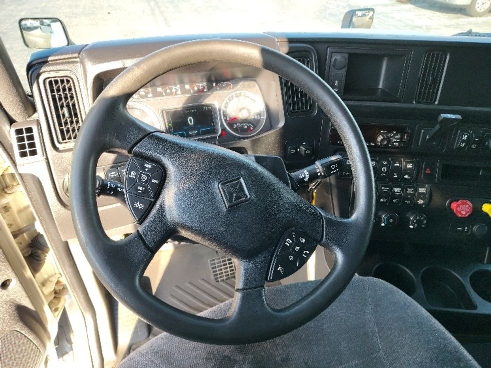 Sleeper Tractor-Heavy Duty Tractors-International-2020-LT625-Greensboro-NC-549,897\n\t\tmiles-$ 47,750 - Image 11