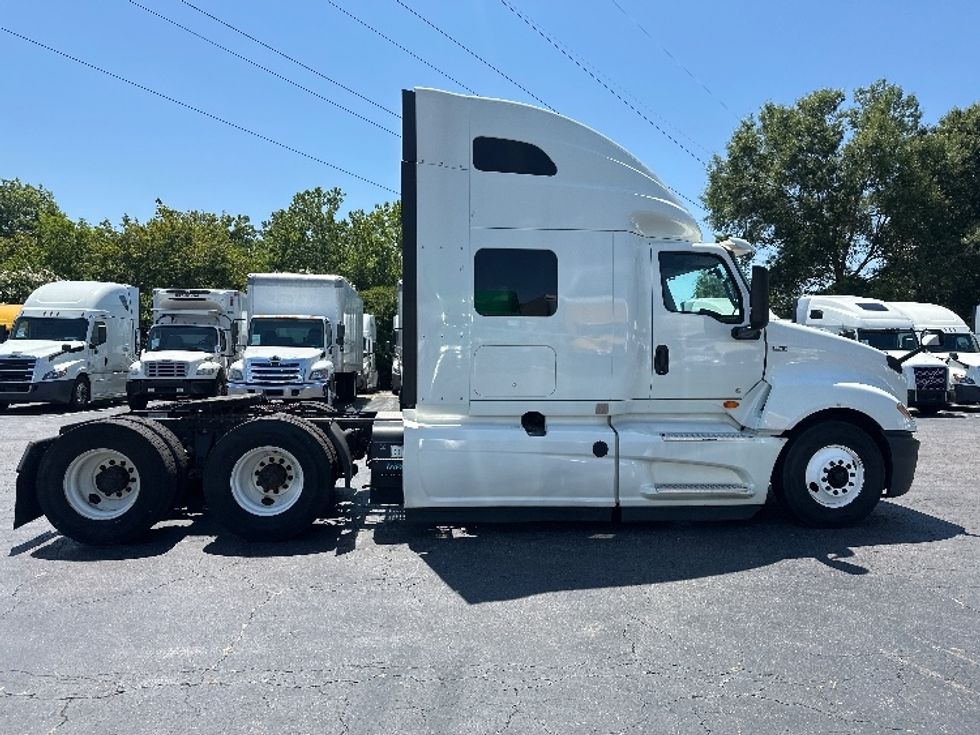Sleeper Tractor-Heavy Duty Tractors-International-2020-LT625-Greensboro-NC-549,897\n\t\tmiles-$ 47,750 - Image 8