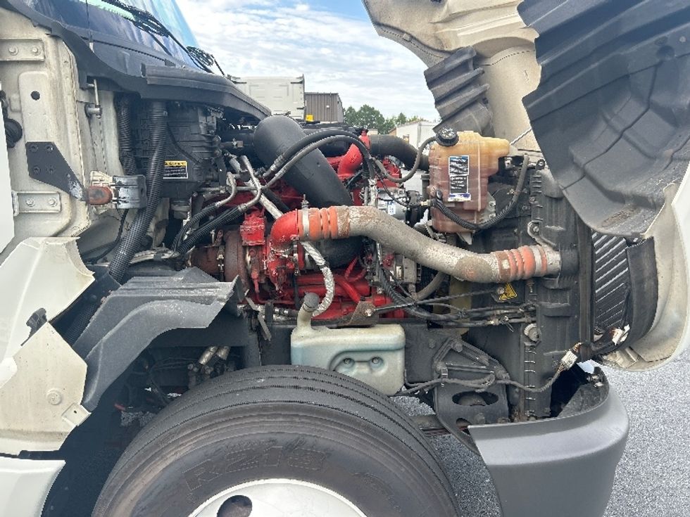 Sleeper Tractor-Heavy Duty Tractors-International-2020-LT625-Greensboro-NC-556,142\n\t\tmiles-$ 47,000 - Image 19