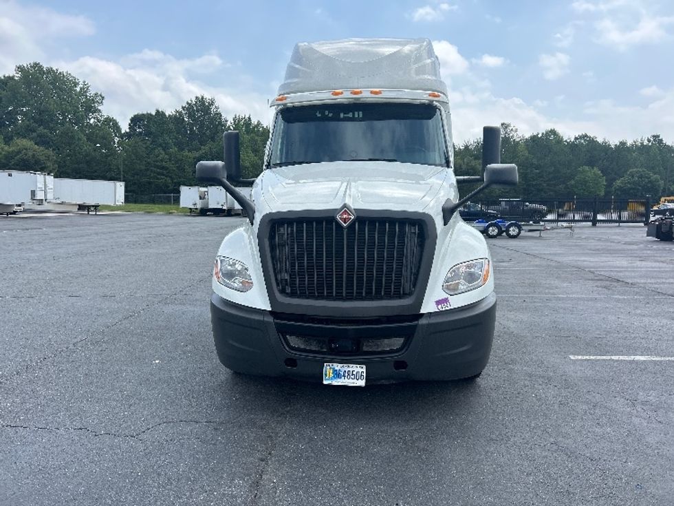 Sleeper Tractor-Heavy Duty Tractors-International-2020-LT625-Greensboro-NC-562,775\n\t\tmiles-$ 46,500 - Image 2