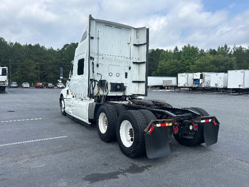 Sleeper Tractor-Heavy Duty Tractors-International-2020-LT625-Greensboro-NC-562,775\n\t\tmiles-$ 46,500 - Image 5