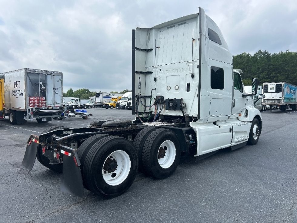 Sleeper Tractor-Heavy Duty Tractors-International-2020-LT625-Greensboro-NC-562,775\n\t\tmiles-$ 46,500 - Image 7