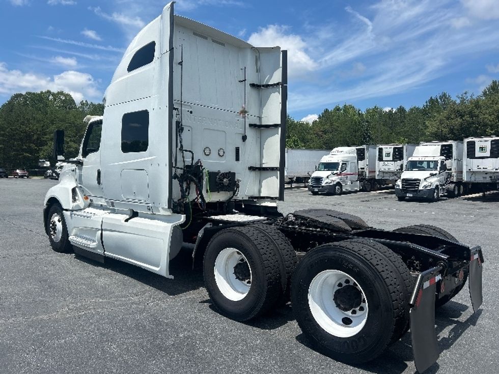Sleeper Tractor-Heavy Duty Tractors-International-2020-LT625-Greensboro-NC-565,679\n\t\tmiles-$ 46,250 - Image 5