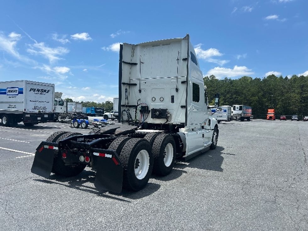 Sleeper Tractor-Heavy Duty Tractors-International-2020-LT625-Greensboro-NC-565,679\n\t\tmiles-$ 46,250 - Image 7