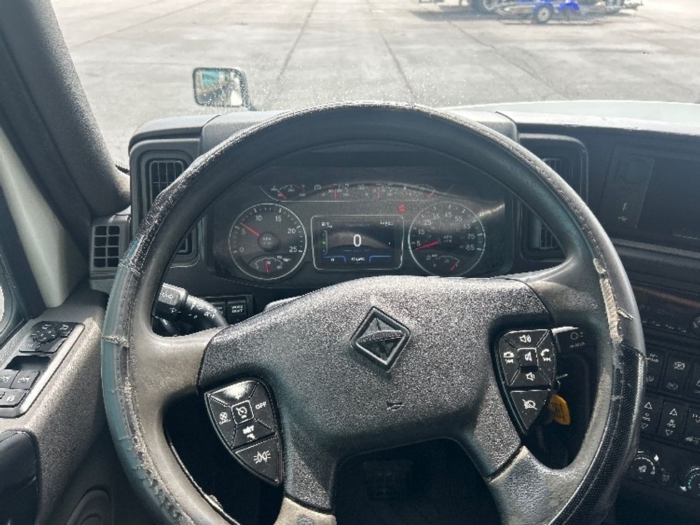 Sleeper Tractor-Heavy Duty Tractors-International-2020-LT625-Greensboro-NC-574,690\n\t\tmiles-$ 45,750 - Image 11