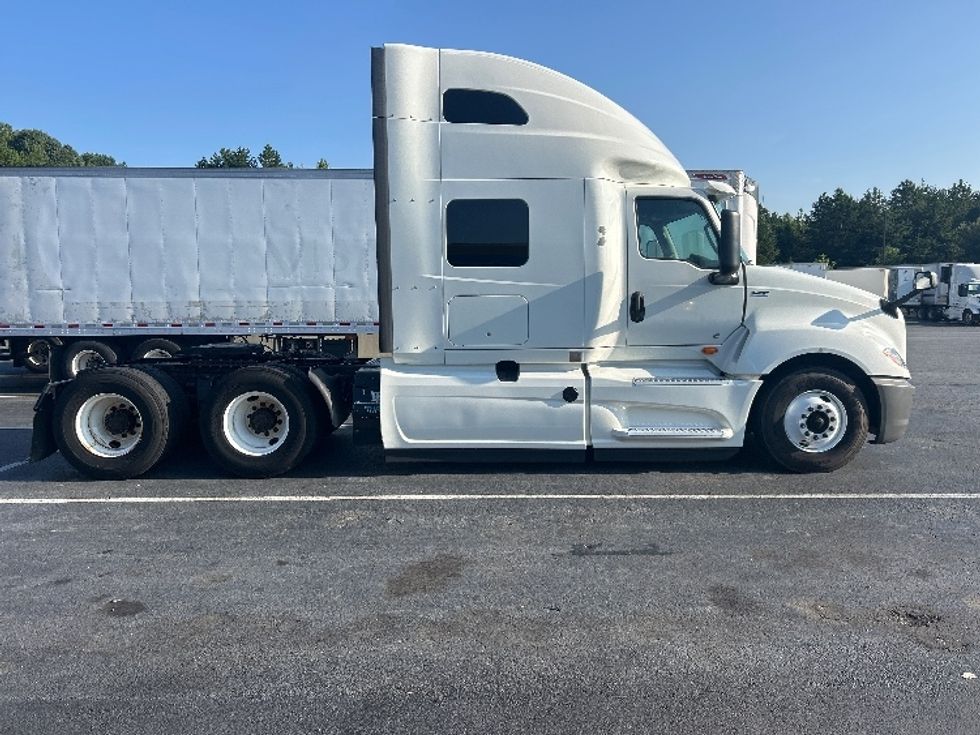 Sleeper Tractor-Heavy Duty Tractors-International-2020-LT625-Greensboro-NC-595,314\n\t\tmiles-$ 49,000 - Image 8