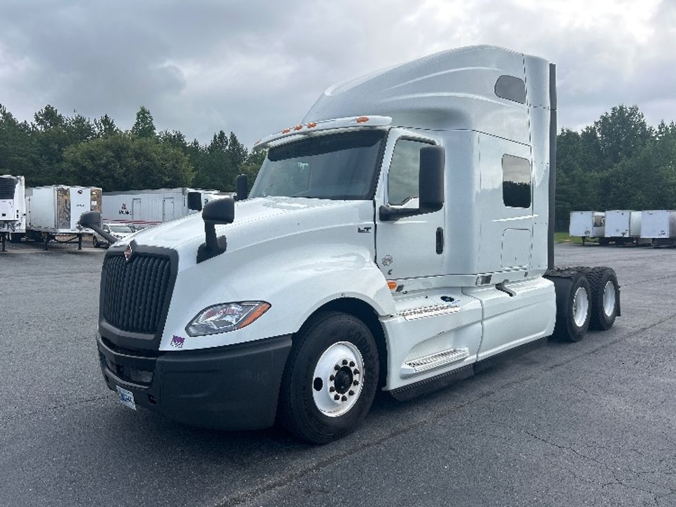 Sleeper Tractor-Heavy Duty Tractors-International-2020-LT625-Greensboro-NC-634,979\n\t\tmiles-$ 38,750 - Image 3