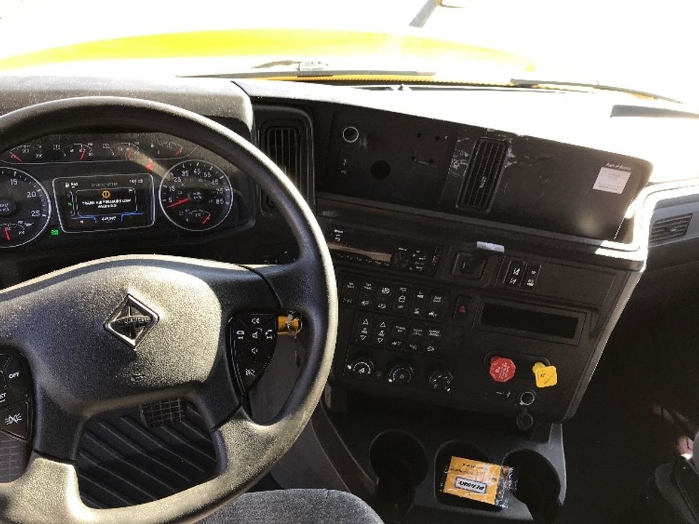 Sleeper Tractor-Heavy Duty Tractors-International-2020-LT625-Hagerstown-MD-449,897\n\t\tmiles-$ 50,500 - Image 21