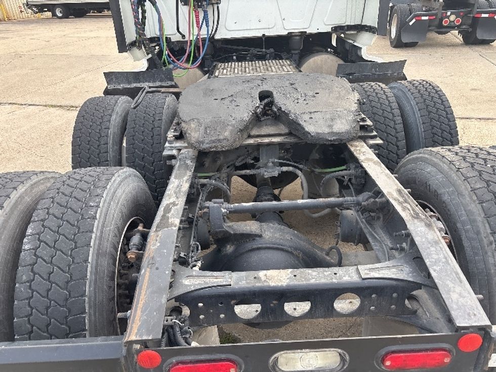 Sleeper Tractor-Heavy Duty Tractors-International-2020-LT625-Hammond-LA-196,309\n\t\tmiles-$ 67,250 - Image 6