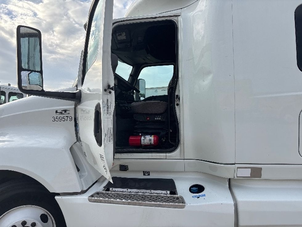 Sleeper Tractor-Heavy Duty Tractors-International-2020-LT625-Hammond-LA-196,309\n\t\tmiles-$ 67,250 - Image 9