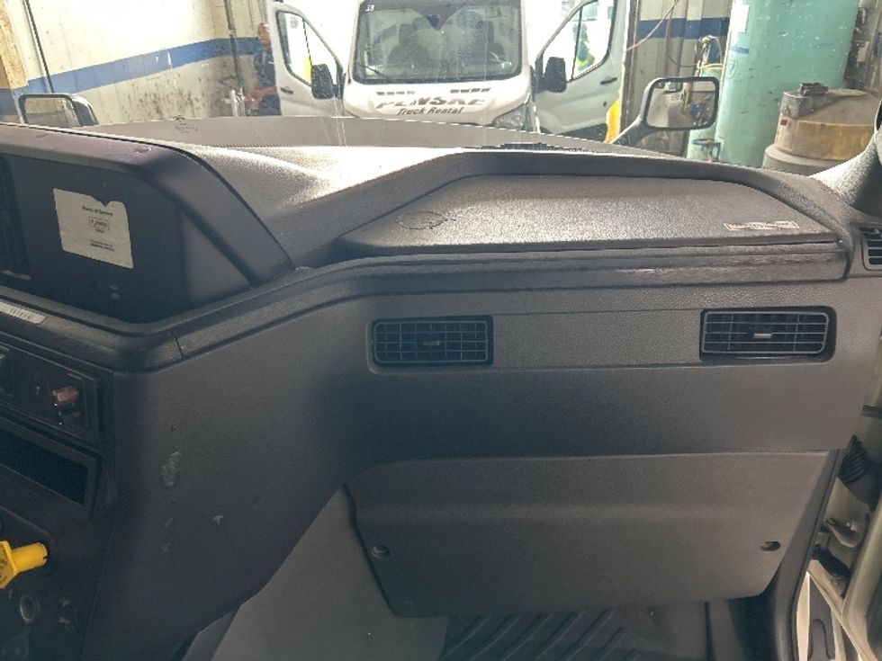 Sleeper Tractor-Heavy Duty Tractors-International-2020-LT625-Harrisburg-PA-496,012\n\t\tmiles-$ 52,000 - Image 14