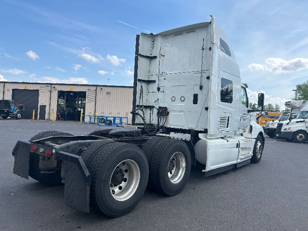 Sleeper Tractor-Heavy Duty Tractors-International-2020-LT625-Harrisburg-PA-496,012\n\t\tmiles-$ 52,000 - Image 7