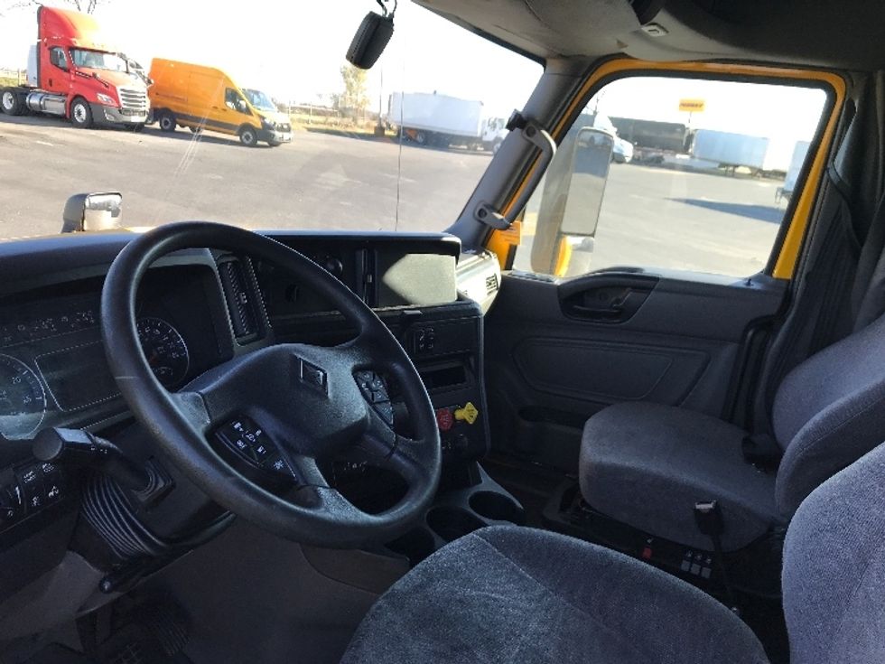 Sleeper Tractor-Heavy Duty Tractors-International-2020-LT625-Harrisonburg-VA-624,039\n\t\tmiles-$ 31,250 - Image 10