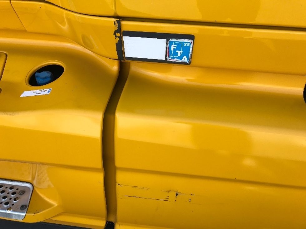 Sleeper Tractor-Heavy Duty Tractors-International-2020-LT625-Harrisonburg-VA-624,039\n\t\tmiles-$ 31,250 - Image 23