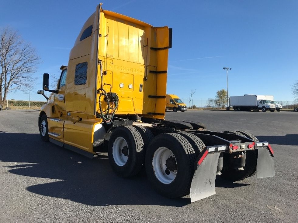 Sleeper Tractor-Heavy Duty Tractors-International-2020-LT625-Harrisonburg-VA-624,039\n\t\tmiles-$ 31,250 - Image 5
