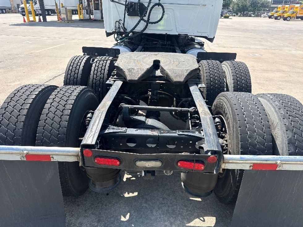 Sleeper Tractor-Heavy Duty Tractors-International-2020-LT625-Houston-TX-678,964\n\t\tmiles-$ 37,750 - Image 6