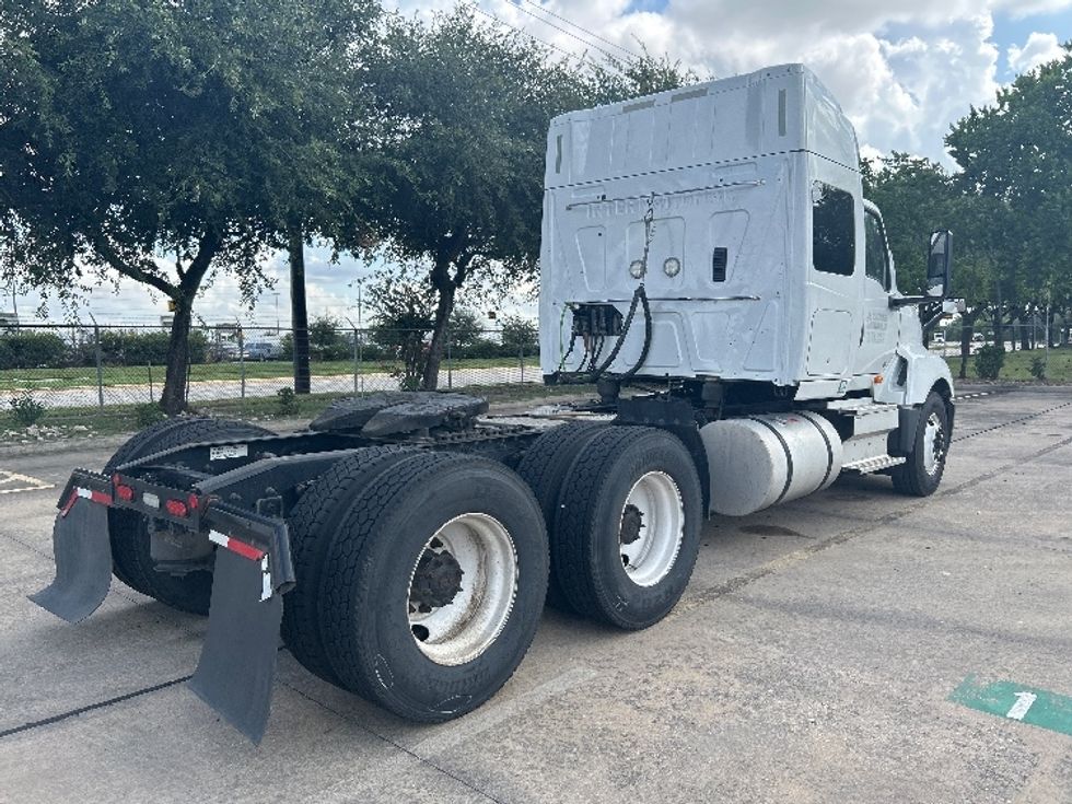 Sleeper Tractor-Heavy Duty Tractors-International-2020-LT625-Houston-TX-683,192\n\t\tmiles-$ 36,250 - Image 7