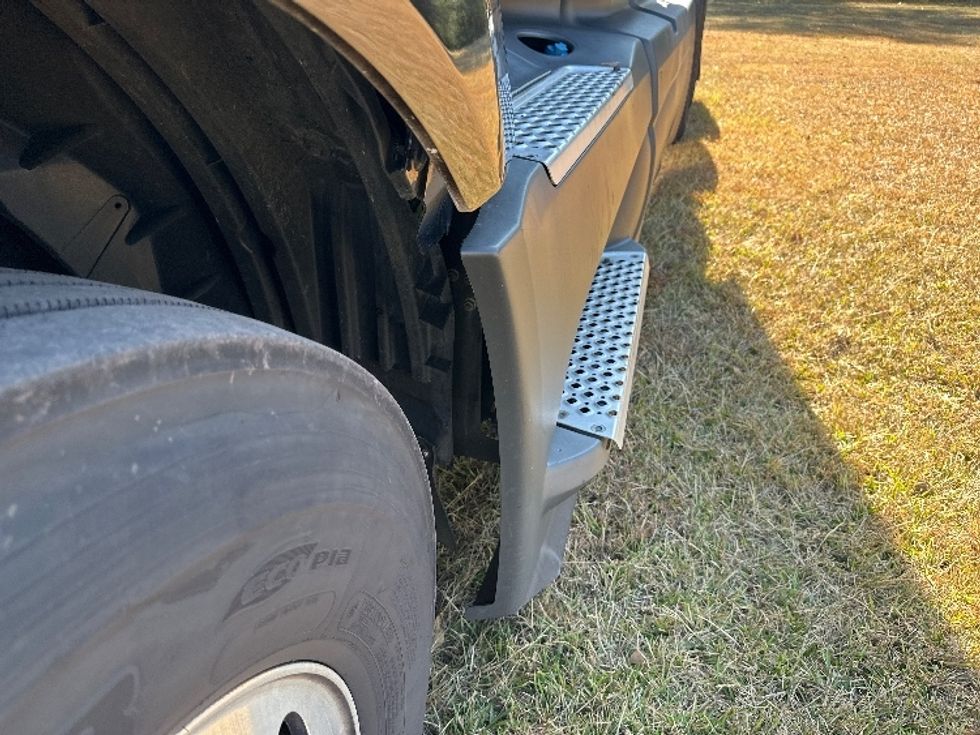 Sleeper Tractor-Heavy Duty Tractors-International-2020-LT625-Indian Trail-NC-496,914\n\t\tmiles-$ 49,500 - Image 26